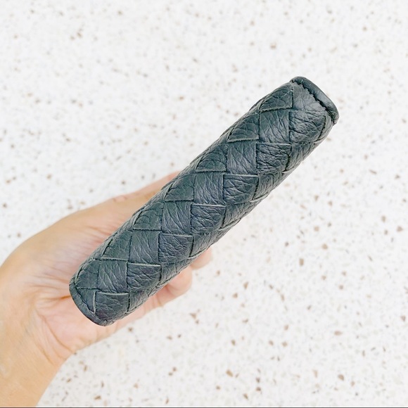 NWT Bottega Veneta Intriciato Leather BifoldWallet​ - Picture 5 of 7